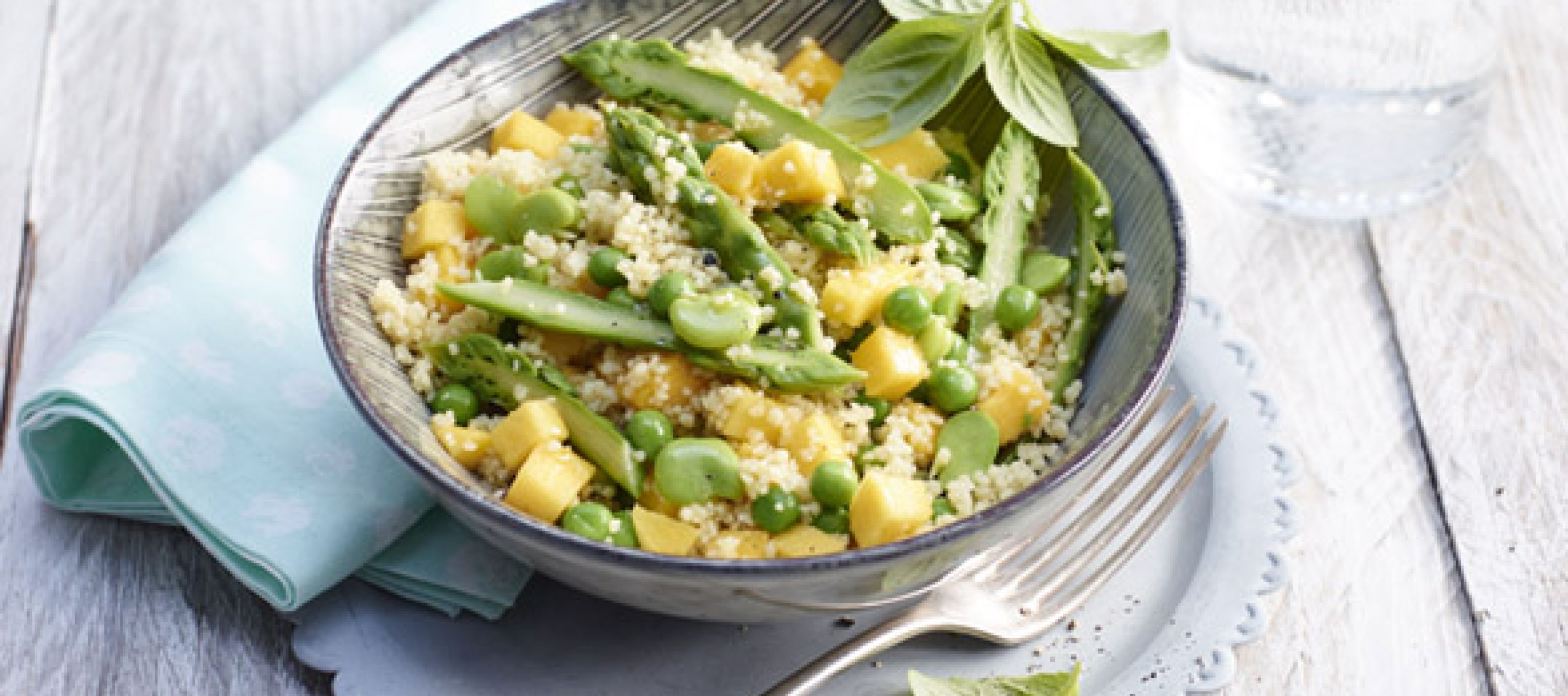 Frühlings-Couscous mit grünem Spargel und Mango Rezept einfach ...