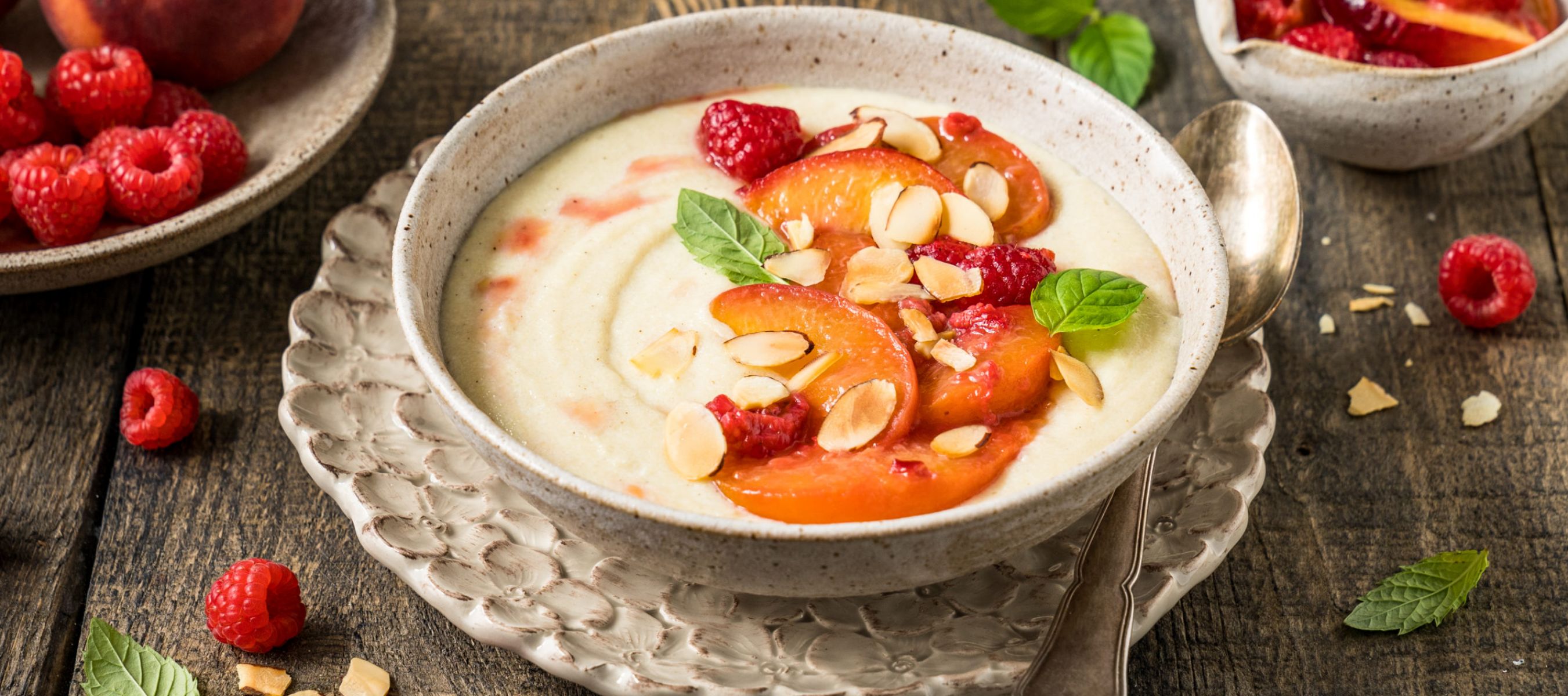 Grießbrei mit Pfirsich-Himbeer-Kompott Rezept einfach zubereitet ...