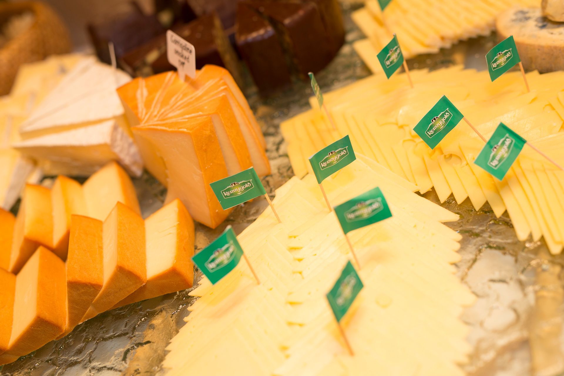 Die Vielfalt des Schnittkäses: Von mild bis würzig - Kerrygold